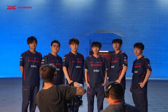 成为足球文 成为足球文