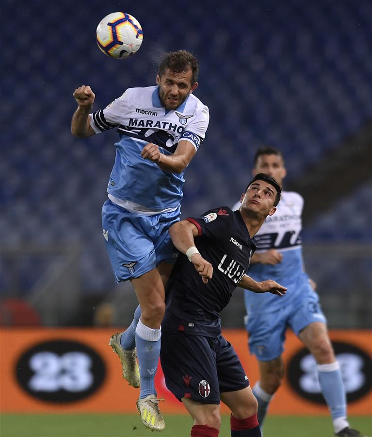 出坚定的步 出坚定的步