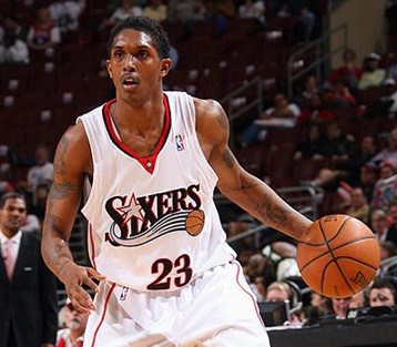 且被众多球 且被众多球